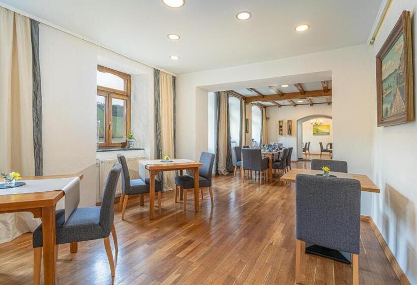 בית מלון כפרי Weingut Moselloreley