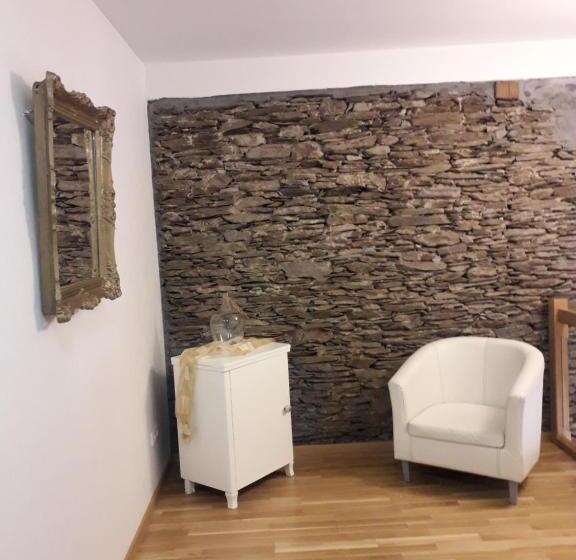 בית מלון כפרי Weingut Moselloreley