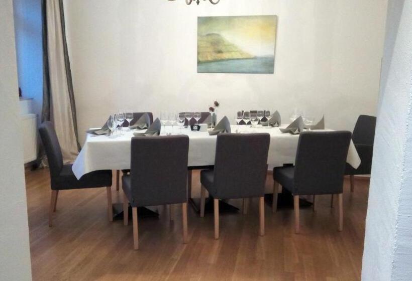 בית מלון כפרי Weingut Moselloreley