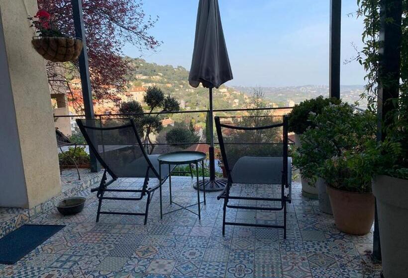 Skylark Bed & Breakfast