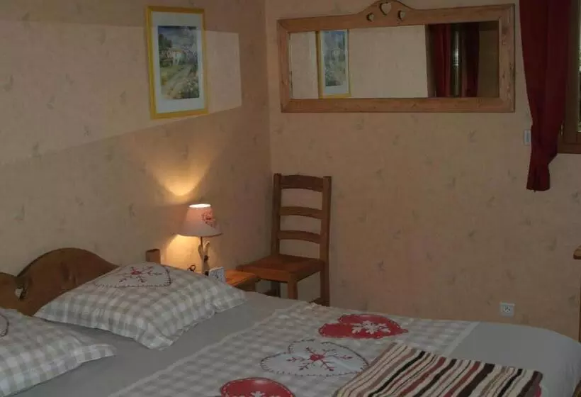 Aamiaismajoitus (B&B) Chambre D Hôtes Les Crets