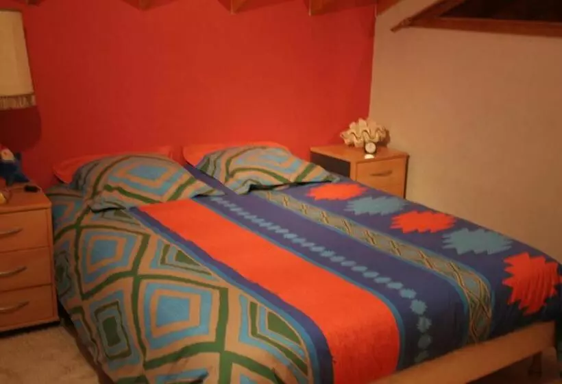 Aamiaismajoitus (B&B) Chambre D Hôtes Les Crets