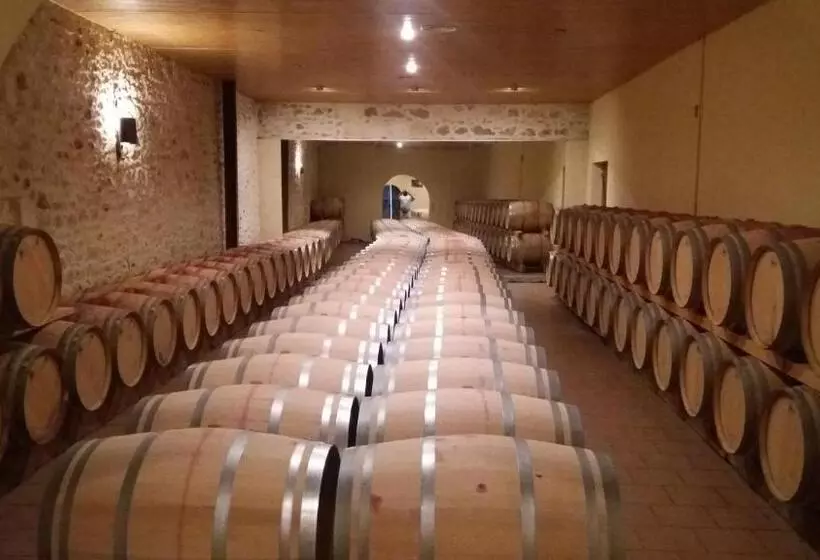 تختخواب و صبحانه Domaine Du Papillon