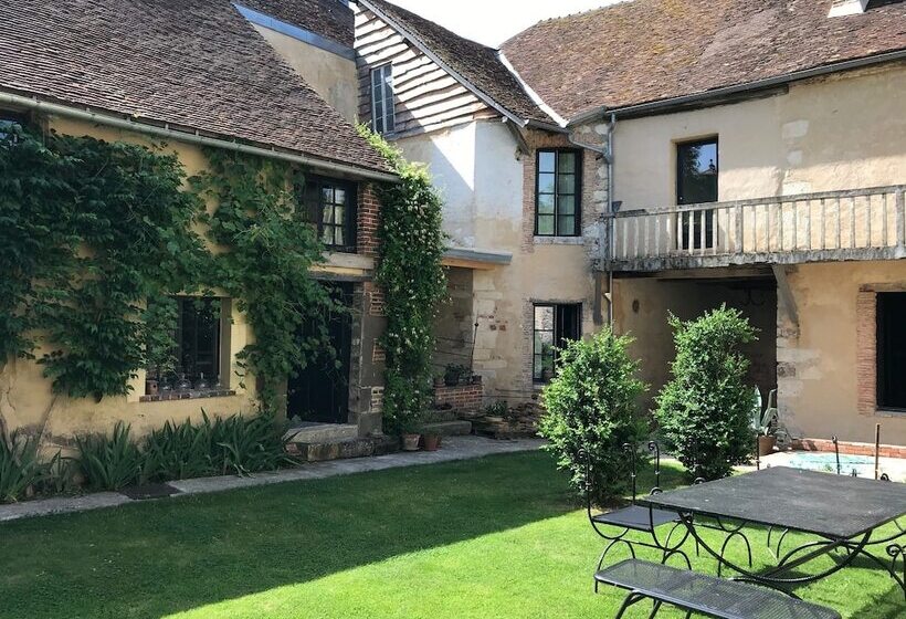 مبيت وإفطار La Maison Jeanne D Arc