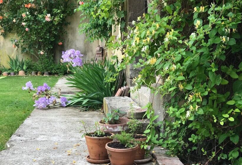 مبيت وإفطار La Maison Jeanne D Arc