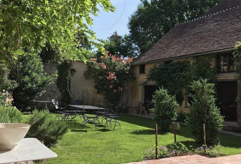 مبيت وإفطار La Maison Jeanne D Arc