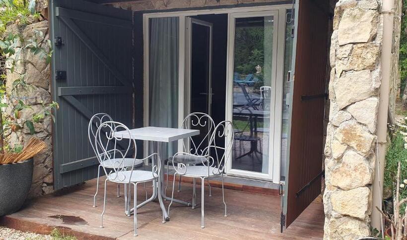 ベッドアンドブレックファースト Le Donjon Des Combes Et Son Spa