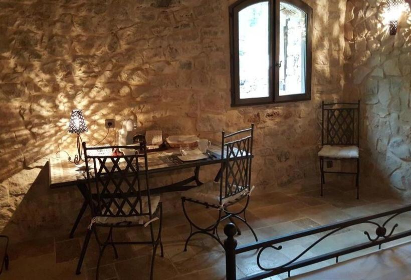 ベッドアンドブレックファースト Le Donjon Des Combes Et Son Spa