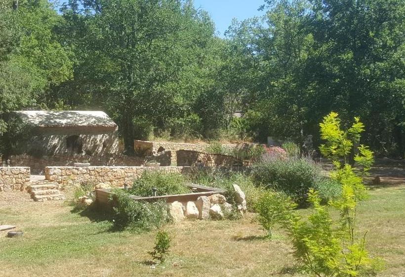 ベッドアンドブレックファースト Le Donjon Des Combes Et Son Spa