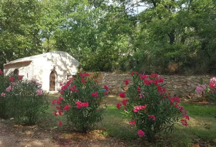 ベッドアンドブレックファースト Le Donjon Des Combes Et Son Spa