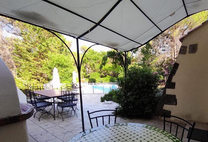 ベッドアンドブレックファースト Le Laou