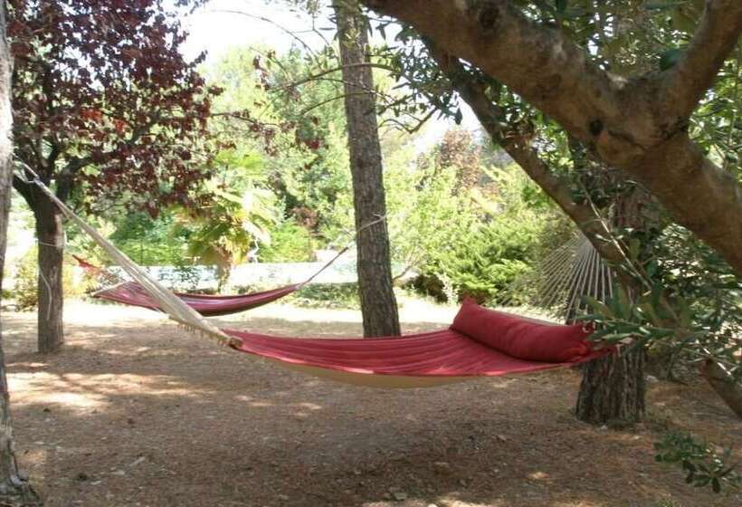 ベッドアンドブレックファースト Le Laou