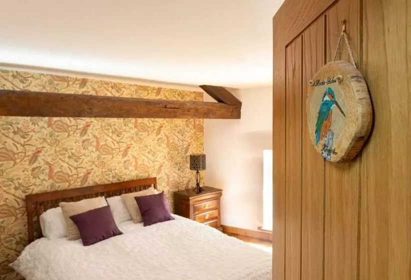 ベッドアンドブレックファースト Moulin Du Fontcourt Chambre D Hôtes
