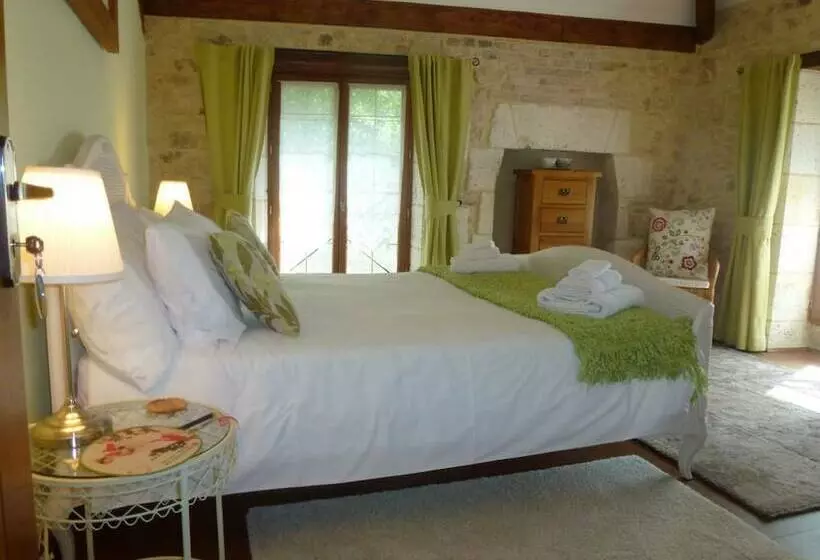 ベッドアンドブレックファースト Moulin Du Fontcourt Chambre D Hôtes