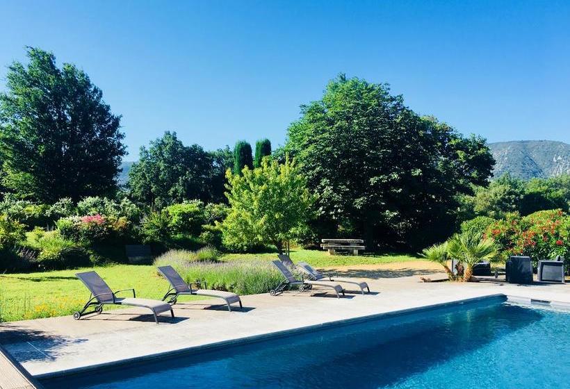 Bed & Breakfast Nulle Part Ailleurs