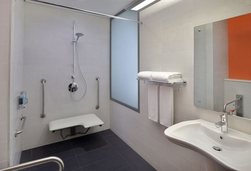 فندق Aloft Dhahran