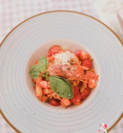 هتل C&c Karo Resort