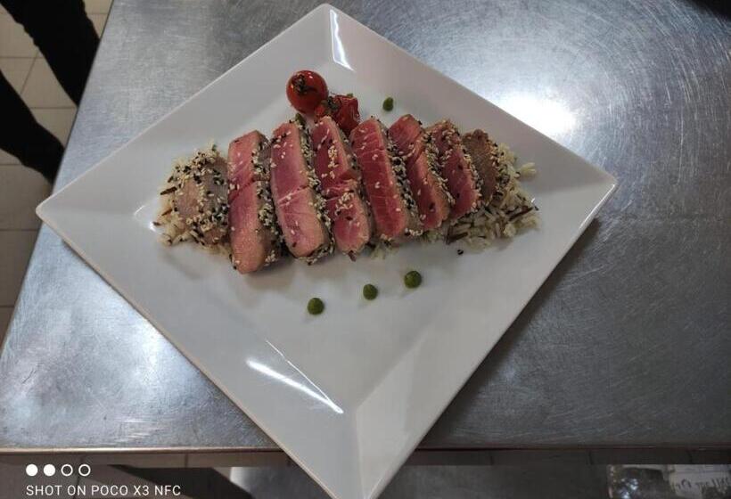 هتل C&c Karo Resort