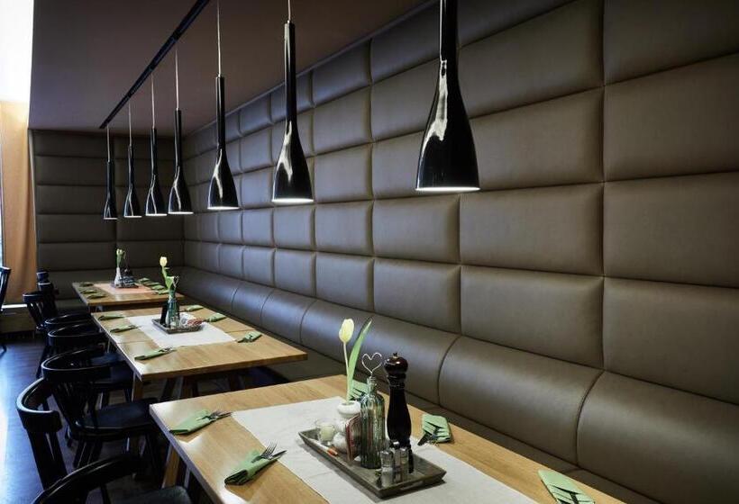 בית מלון כפרי Goll Pforzheim Niefern