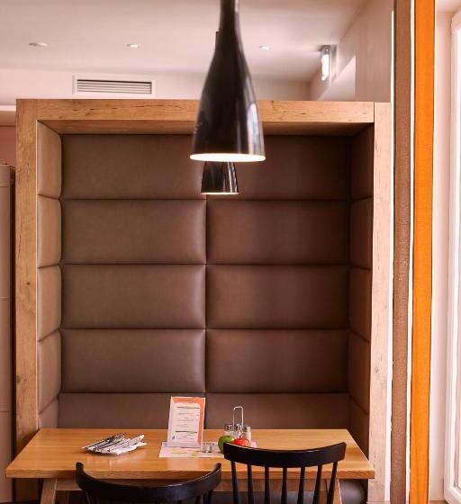 בית מלון כפרי Goll Pforzheim Niefern