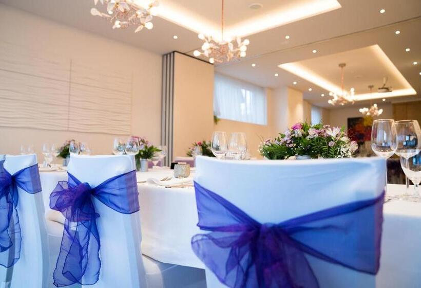 בית מלון כפרי Goll Pforzheim Niefern