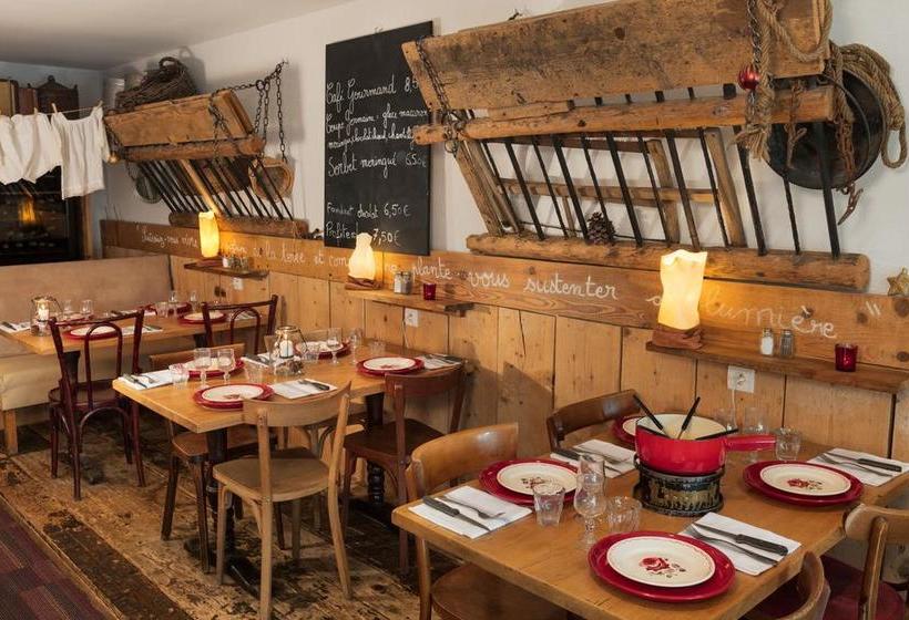 هتل Hôtel Restaurant La Ferme Du Père François