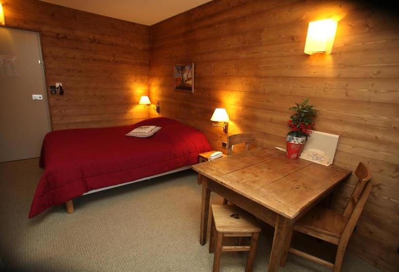 هتل Hôtel Restaurant La Ferme Du Père François