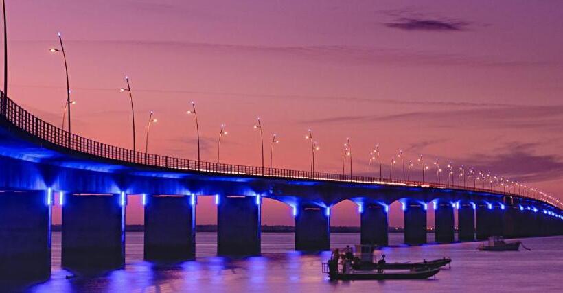 בית מלון כפרי Le Coureau