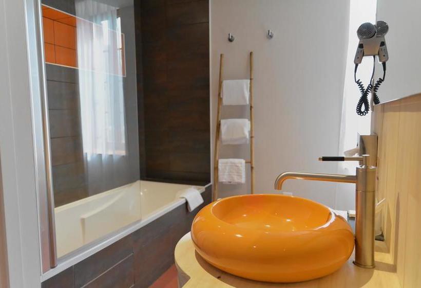 هتل Les Chambres De L Ady