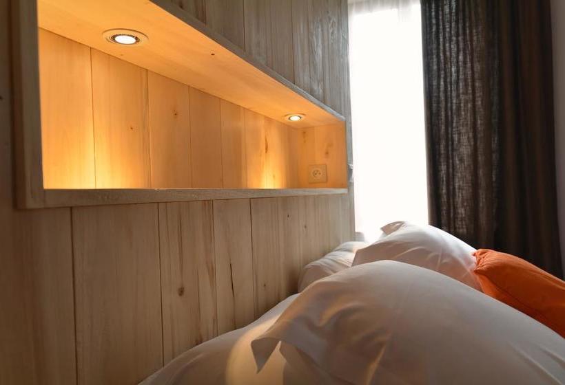 هتل Les Chambres De L Ady