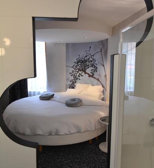 هتل Les Chambres De L Ady