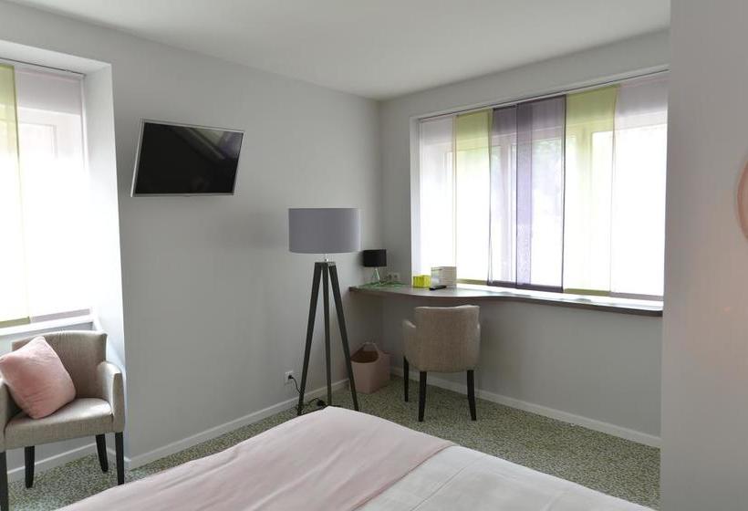 هتل Les Chambres De L Ady