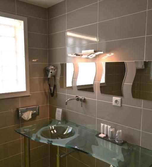 هتل Les Chambres De L Ady