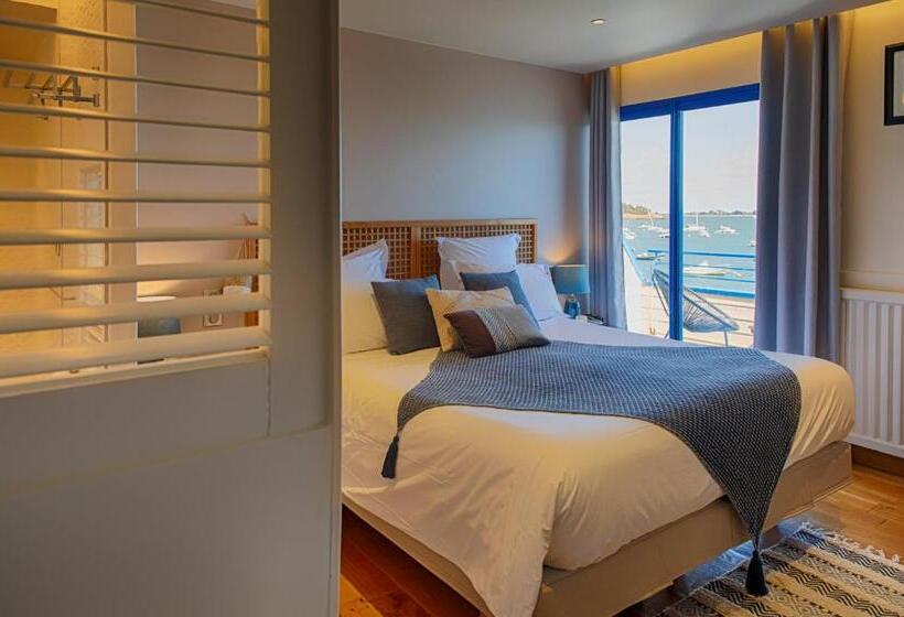 Отель Restaurant Les Venetes