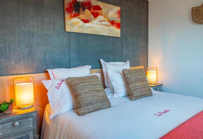 Отель Restaurant Les Venetes