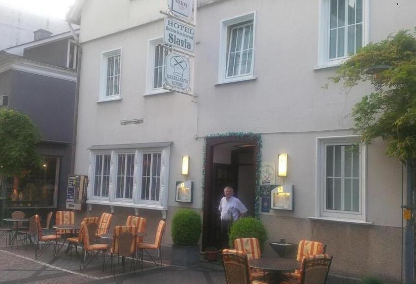 ホテル Slavia