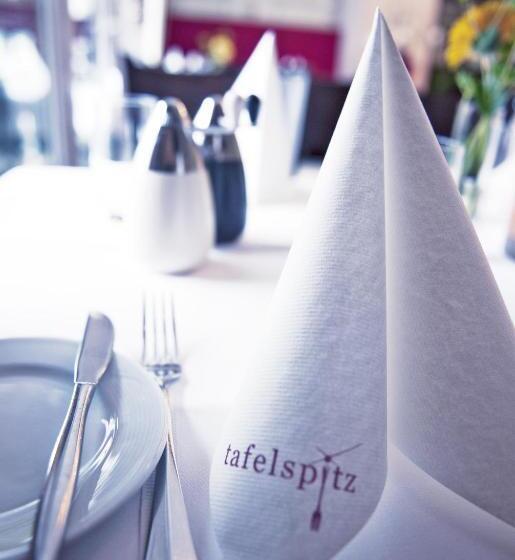 Отель Tafelspitz