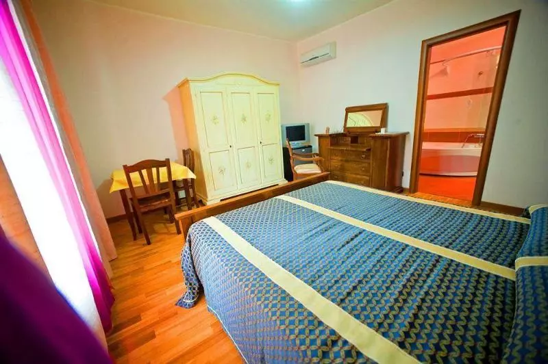 تختخواب و صبحانه Bed&Breakfast Villa Tea