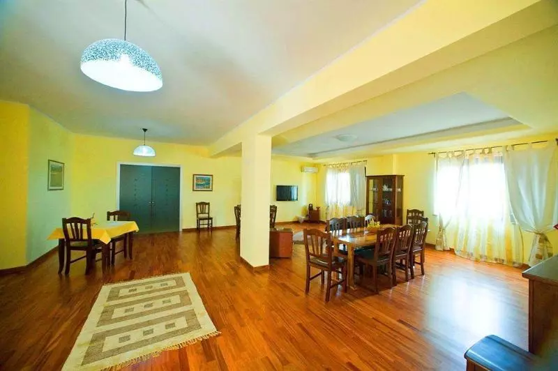 تختخواب و صبحانه Bed&Breakfast Villa Tea