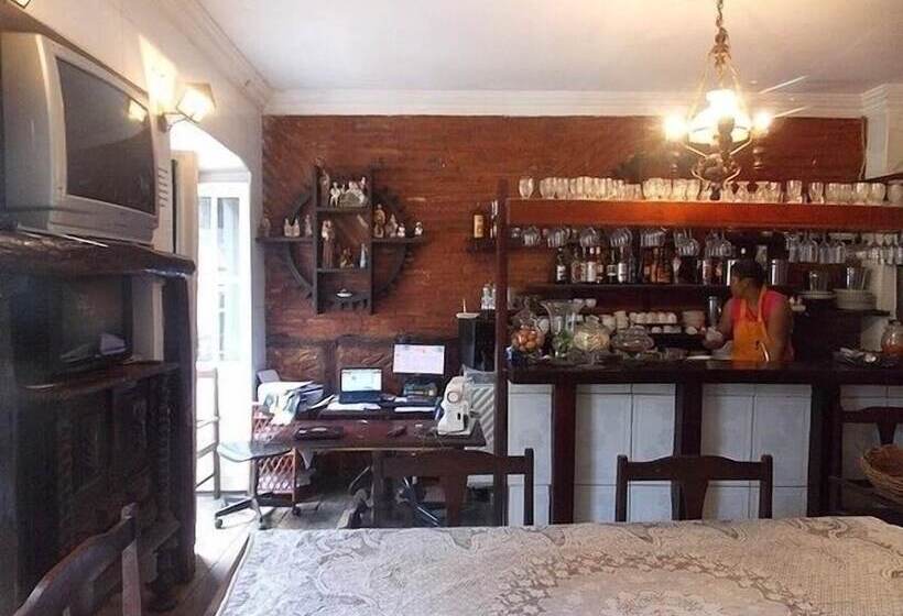 酒店 Meson Pousada