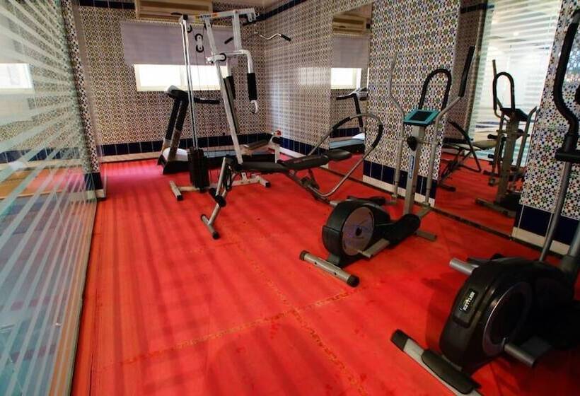 בית מלון כפרי Almuhaidb Tahliya Olaya