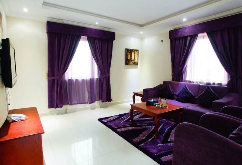 בית מלון כפרי Almuhaidb Tahliya Olaya