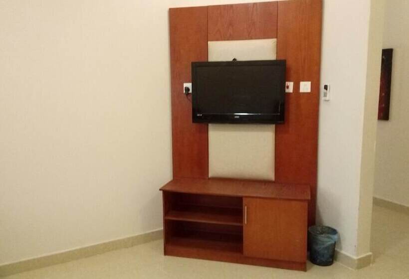 בית מלון כפרי Almuhaidb Tahliya Olaya