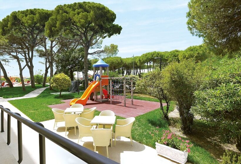 هتل Bertha Fronte Mare