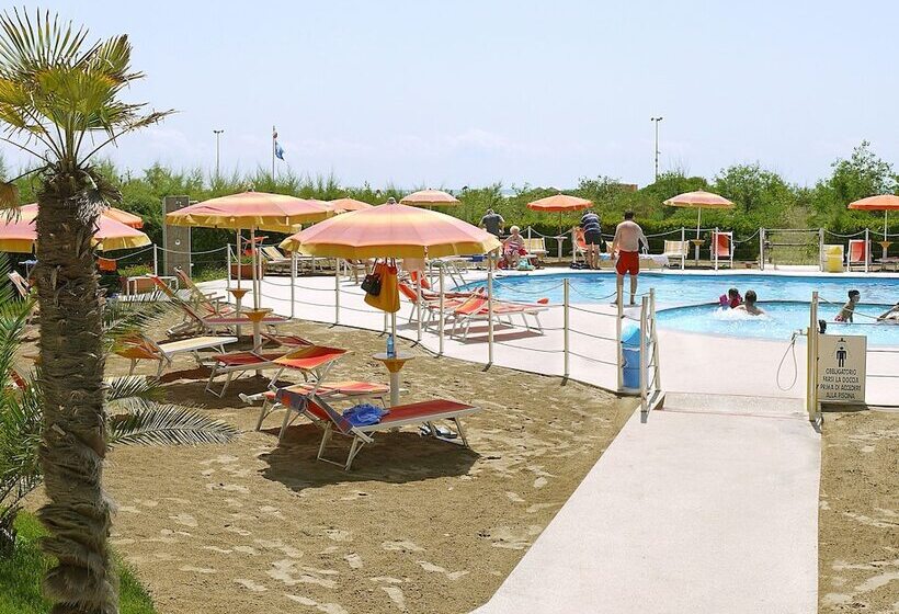 هتل Bertha Fronte Mare