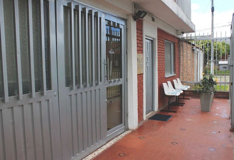 בית מלון כפרי Casa Posada Amelia