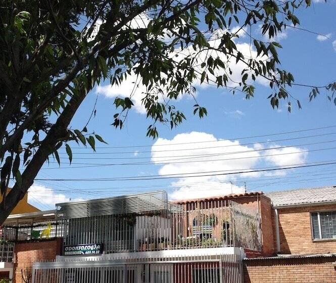 בית מלון כפרי Casa Posada Amelia