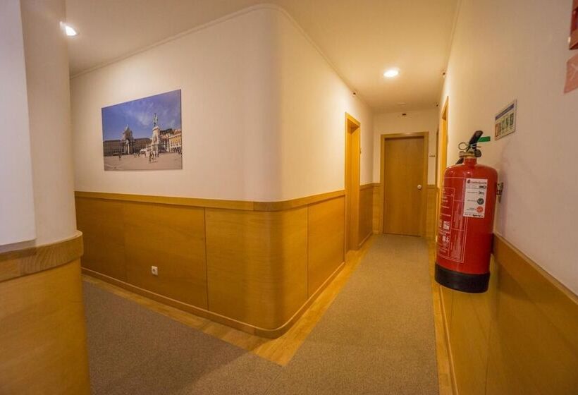 هتل Estrela De Arganil   Luis Simões & Conceição, Lda