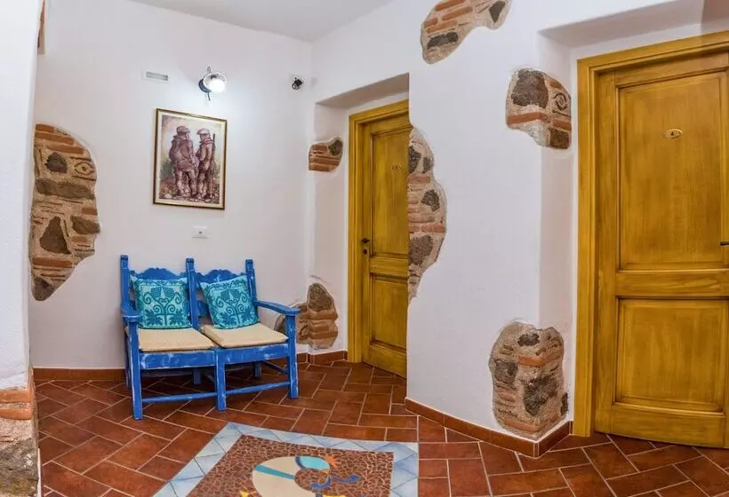 Hotel Faunele