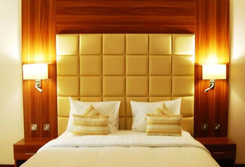هتل Golden Ocean